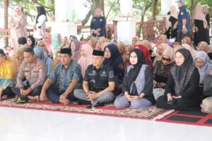 Tujuh Tahun Tragedi Lestari Maju, Bupati dan Ketua TP PKK Selayar Kuatkan Keluarga Korban Lewat Dzikir Bersama